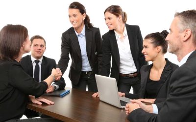 Contratar un seguro online: Ventajas y desventajas que debes conocer